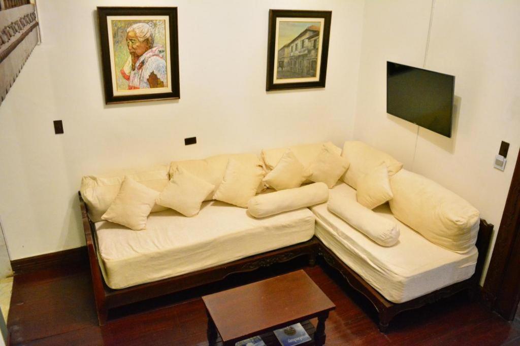 Hotel Luna Vigan Esterno foto